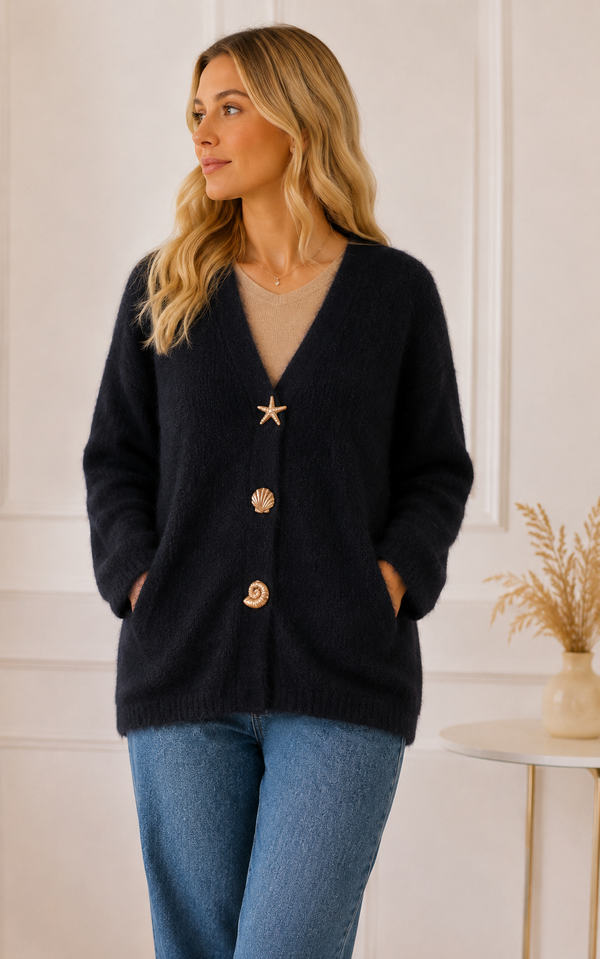 Cárdigan Elegante con Botones Dorados Únicos