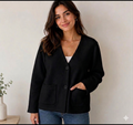 Chaqueta Corta con Bolsillos y Botones - Estilo Versátil
